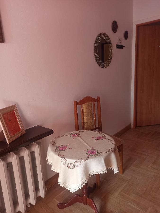 ורשה Hotel-Hostel Saska מראה חיצוני תמונה